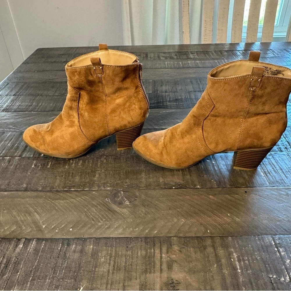 New Directions Tango Tan Faux Suede Ankle Boots Booties Size 8 7056558 - Picture 8 of 8